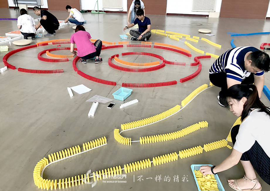 “携手8载、激流勇进”-科伟健业多米诺团队大挑战